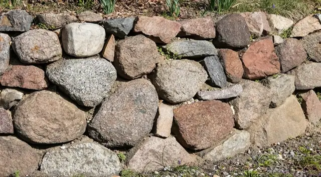 Retaining walls
